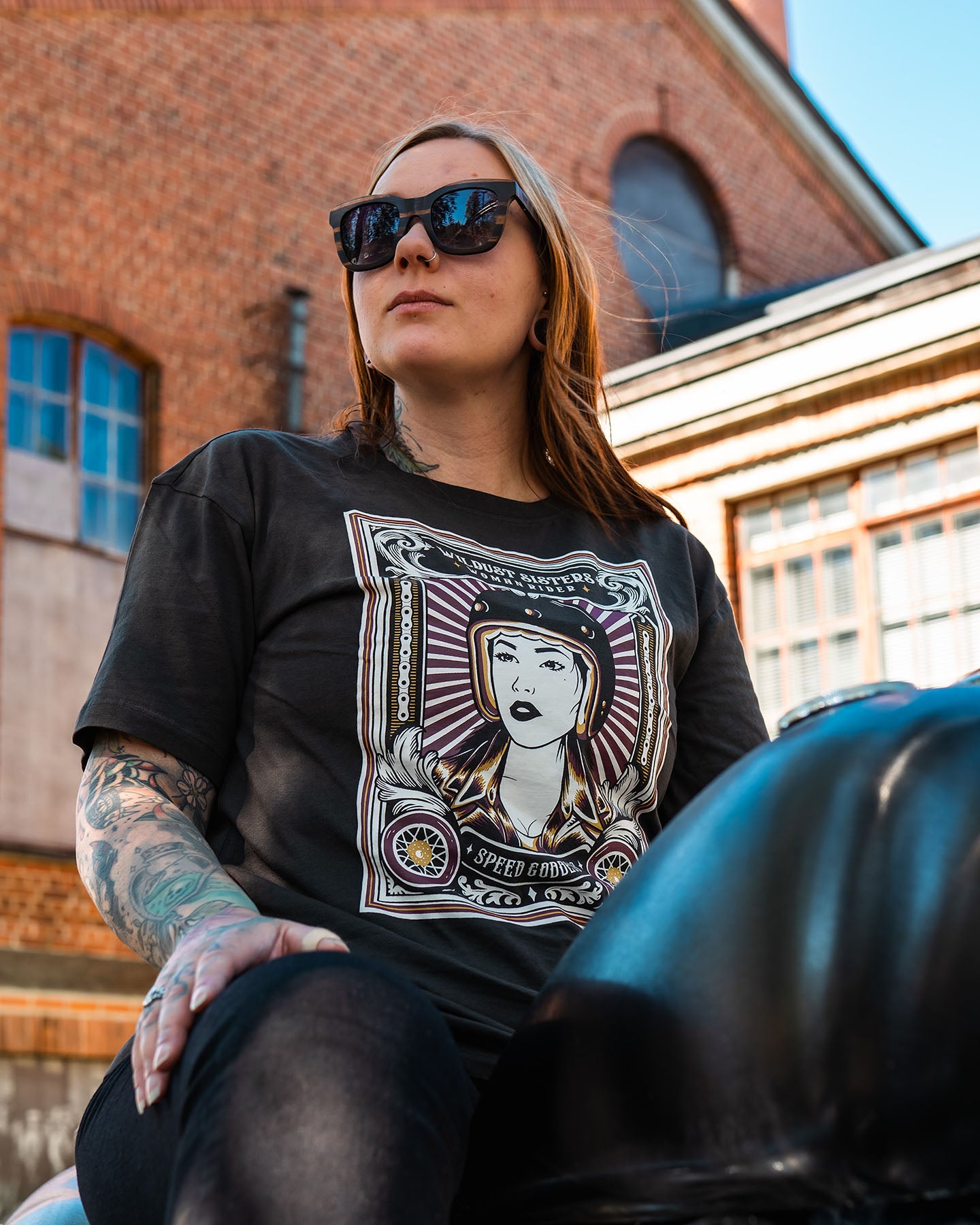 T-paita - Woman Rider